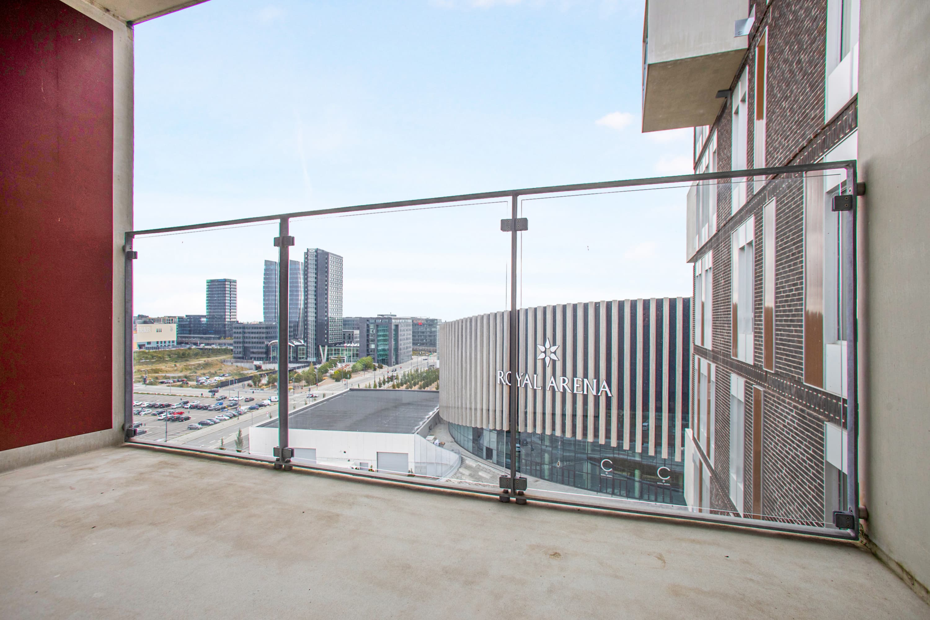 Stor 2 værelses lejlighed med altan 1