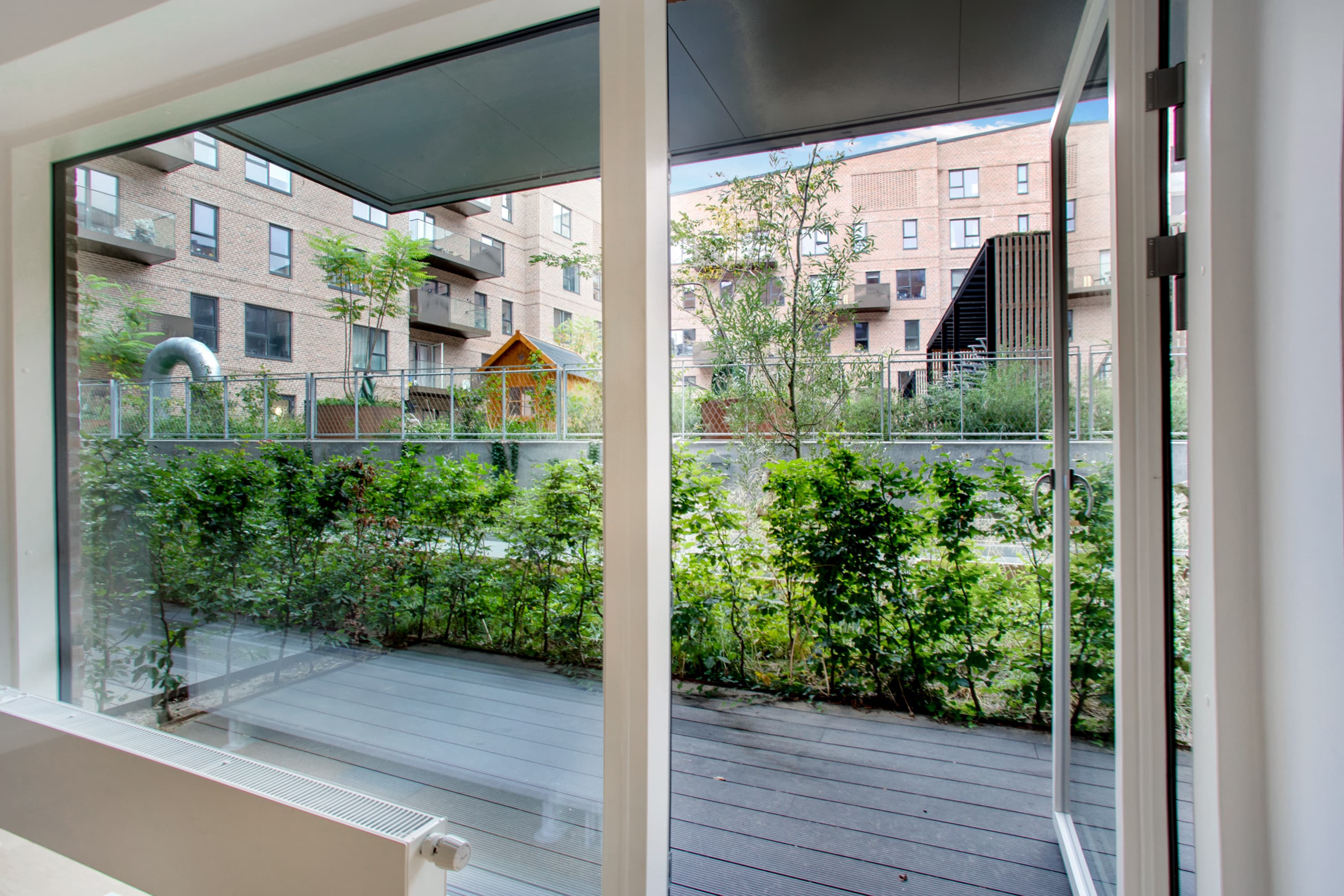 2 væelses stuelejlighed med både altan og terrasse 2