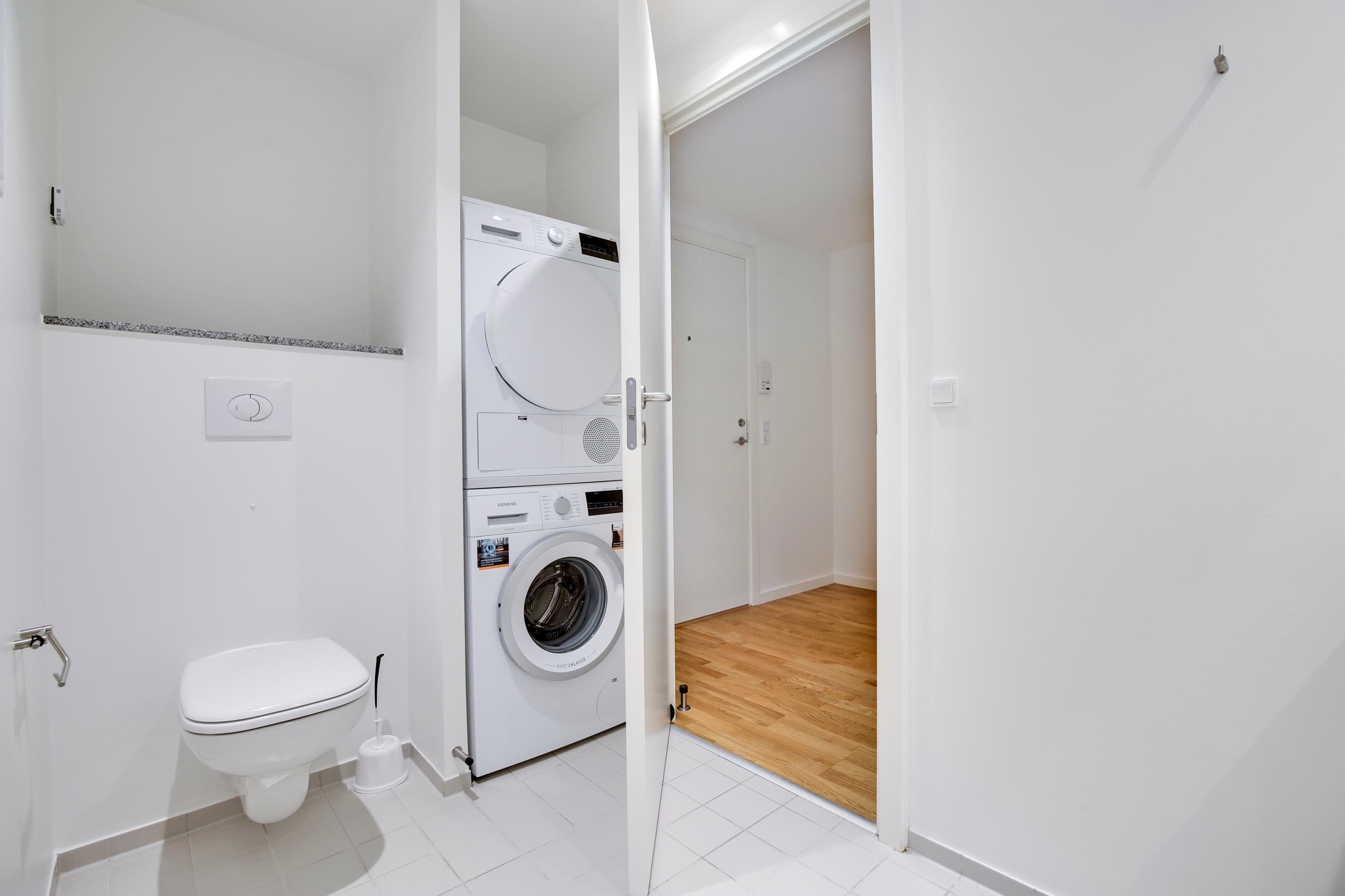 3 værelses stuelejlighed med en stor terrasse 4