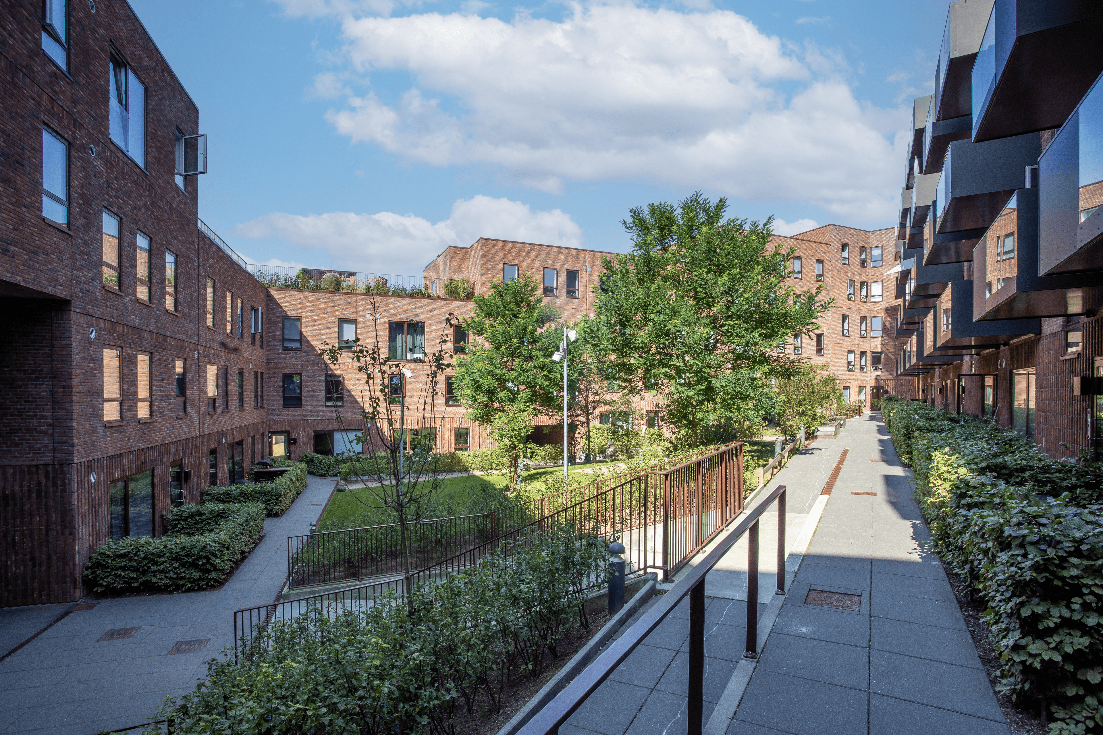 Carlsbakken courtyard area