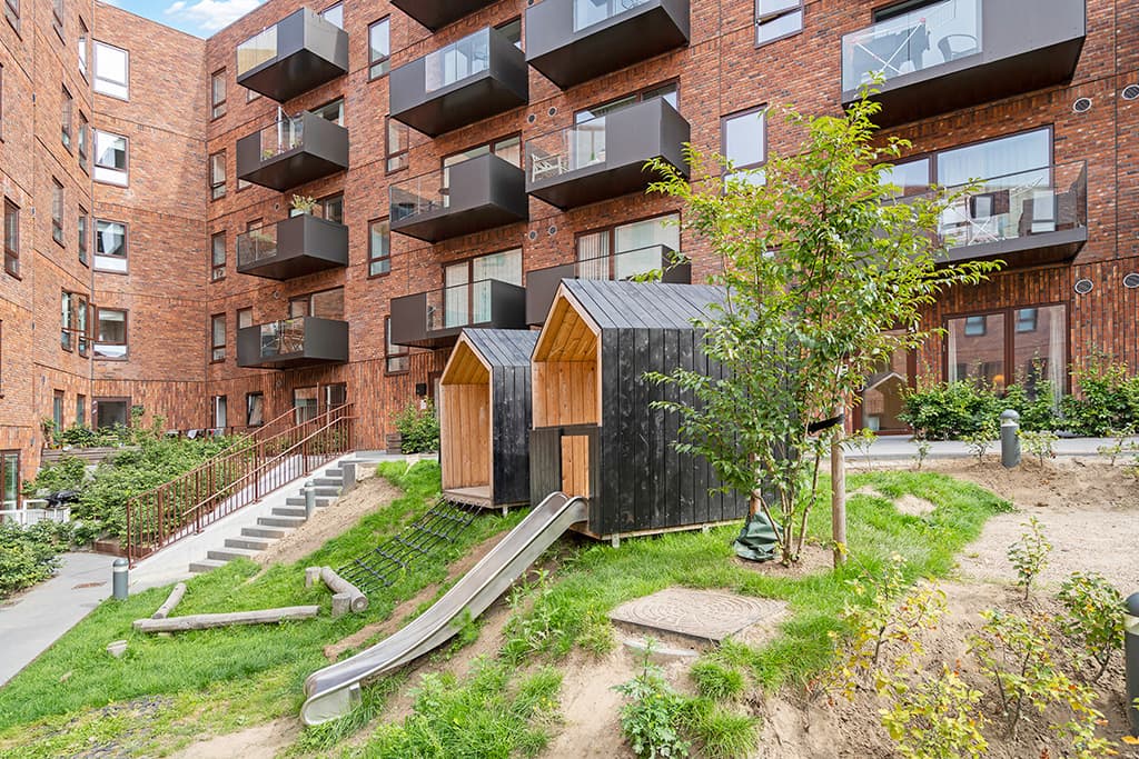 Stor 3 værelses lejlighed på øverste etage med solrig altan 3