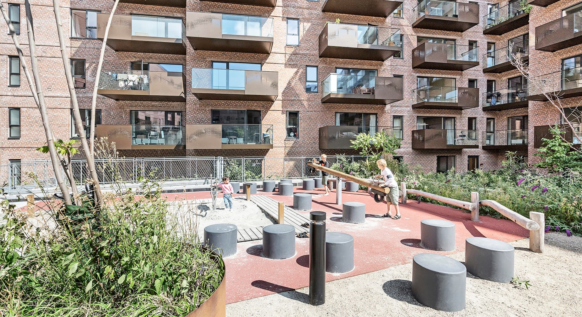 2 værelses lejlighed med en stor terrasse 4