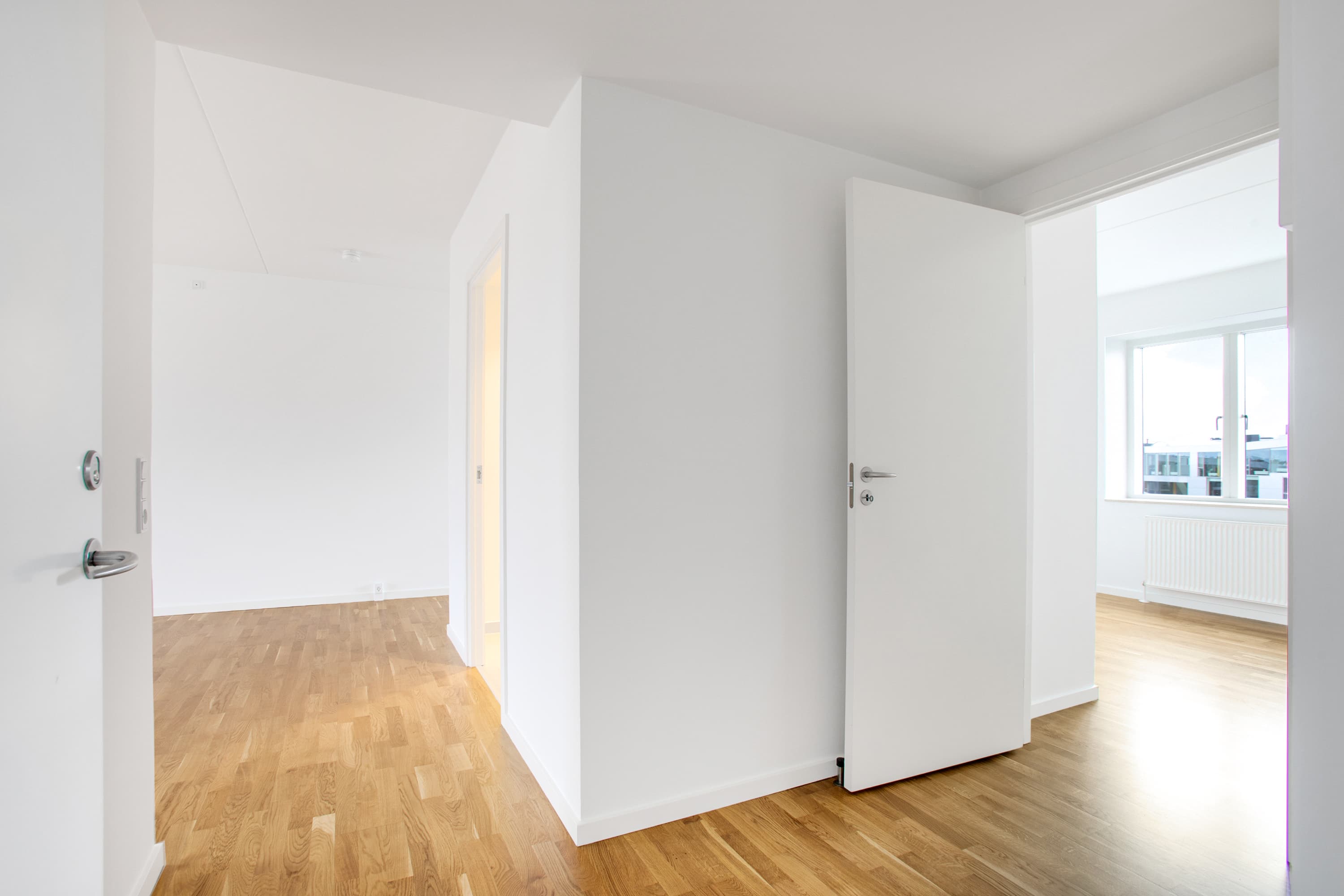 Lys lejlighed med vestvendt stue og altan ud til den hyggelige gård 2