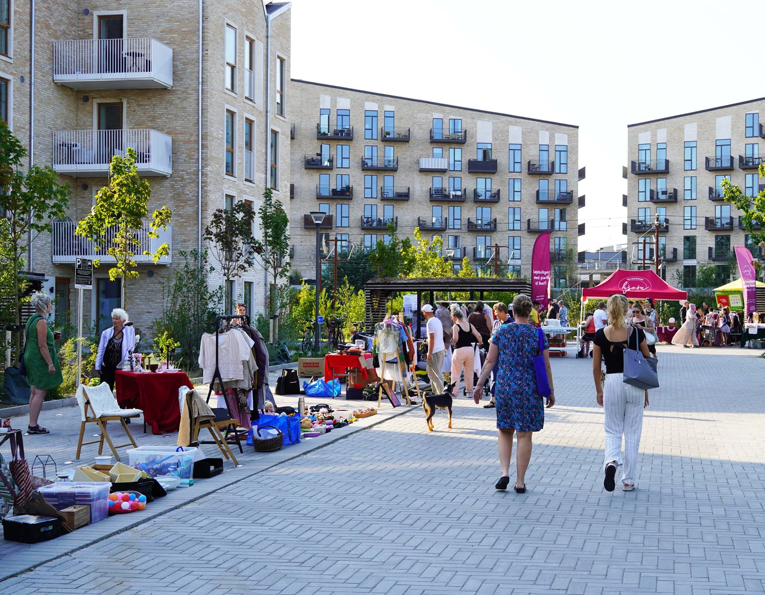 Hosting a flea market at our property Strandby Huse in Greve